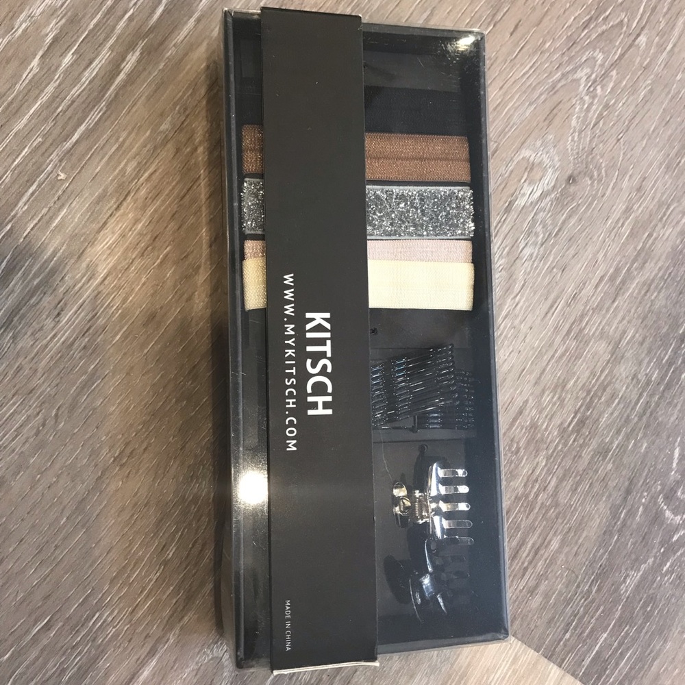 NWT Kitsch Hair Accessories Set